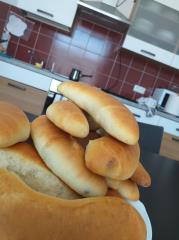 peka kvašenih rogličkov